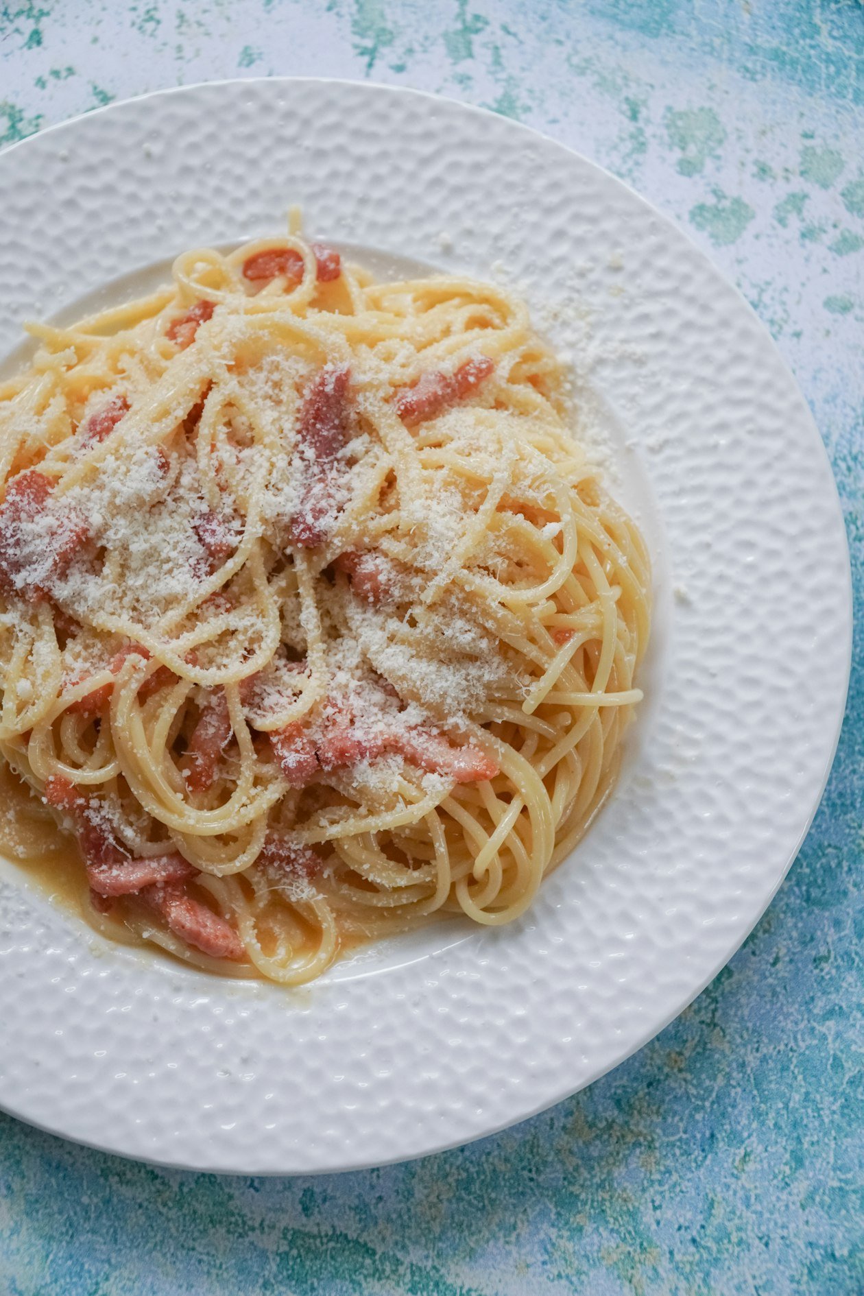 Piatto di carbonara in primo piano